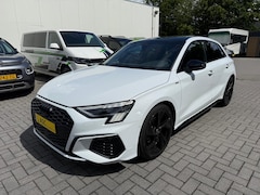 Audi A3 Sportback - 35 TFSI 150pk - 3 x S-Line - Alle opties - Leder - Navigatie - Camera - Panoramadak - Xeno