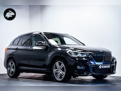 BMW X1 - sDrive18i High Executive M Sport|Trekhaak|Camera|Head up|Navi