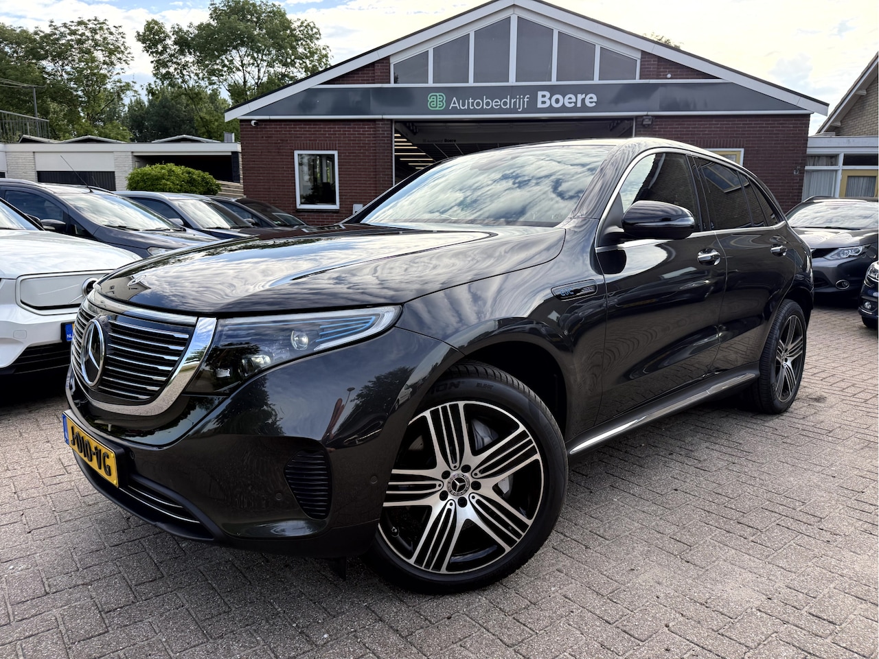 Mercedes-Benz EQC - 400 4MATIC Business Solution Luxury 80 kWh SOH 94,7%, Leer, Carplay, Adap.cruise - AutoWereld.nl