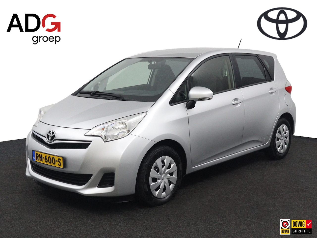 Toyota Verso S - 1.3 VVT-i Comfort Plus Automaat | achteruitrijcamera | parkeersensor achter | Trekhaak | - AutoWereld.nl