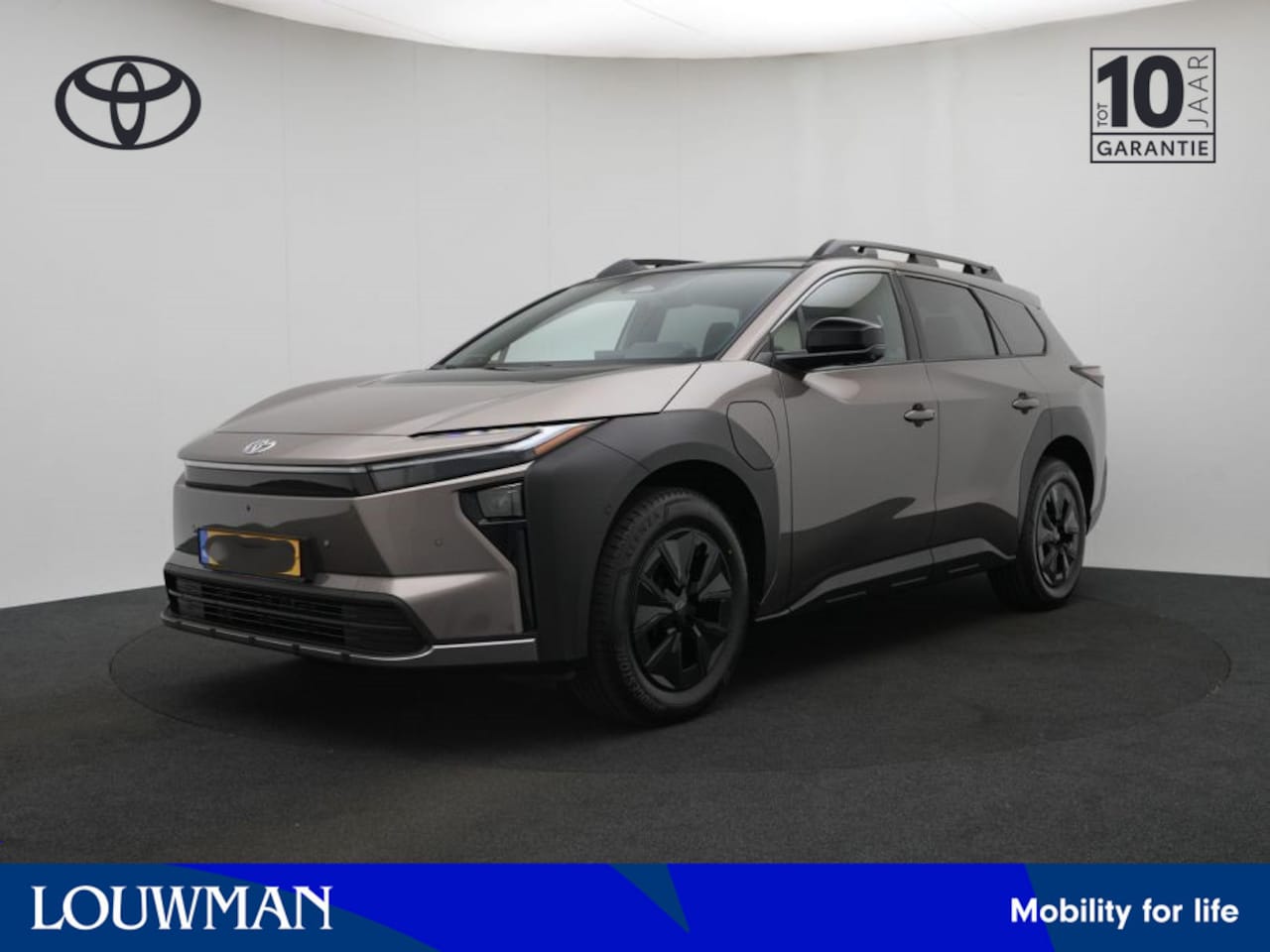 Toyota bZ4X Touring - Executive AWD 75 kWh | Trekhaak afneembaar | Panoramadak | - AutoWereld.nl