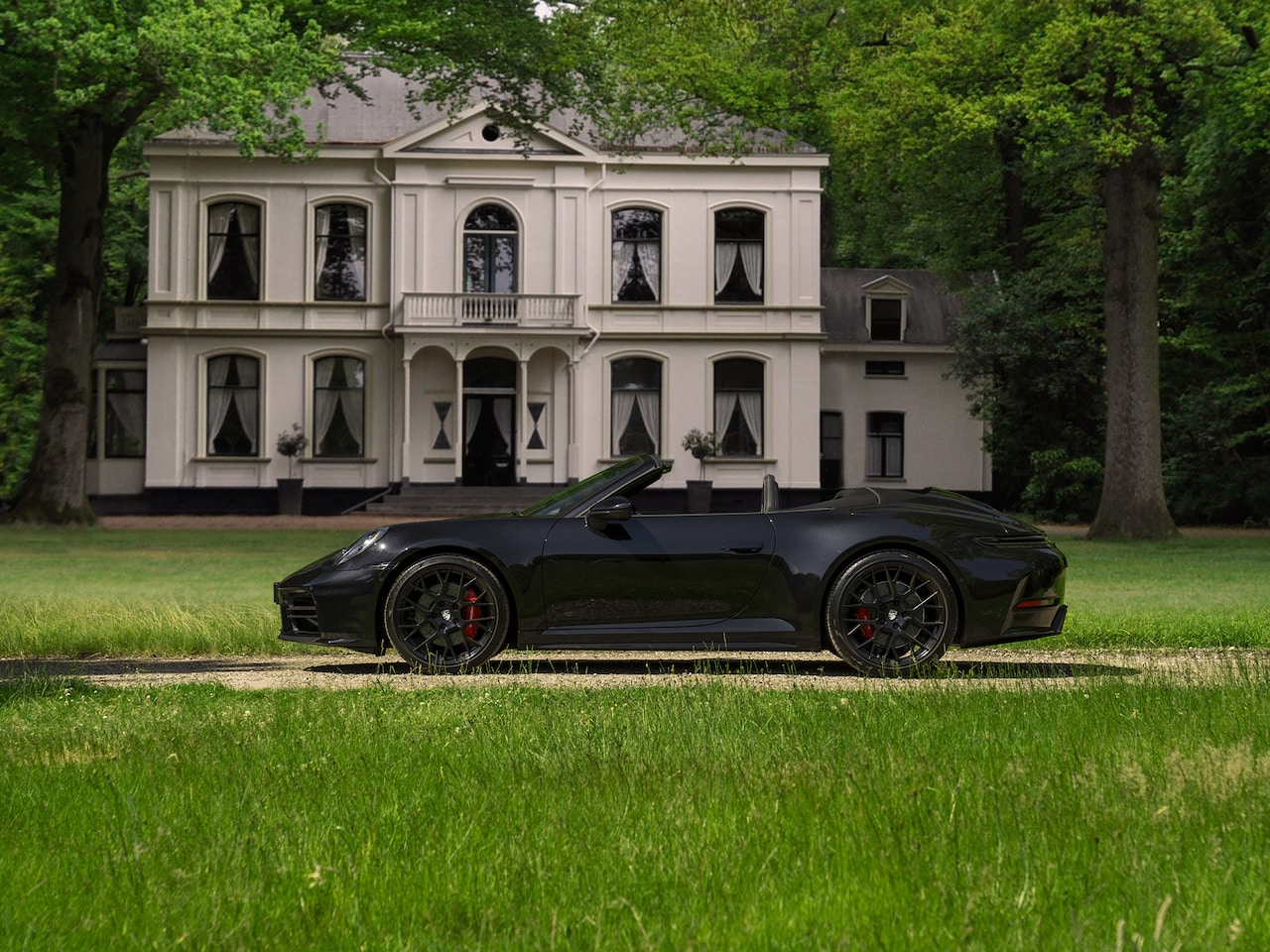 Porsche 911 Cabrio - 992-2 Carrera | Stoelventilatie | Sportuitlaat | Bose - AutoWereld.nl