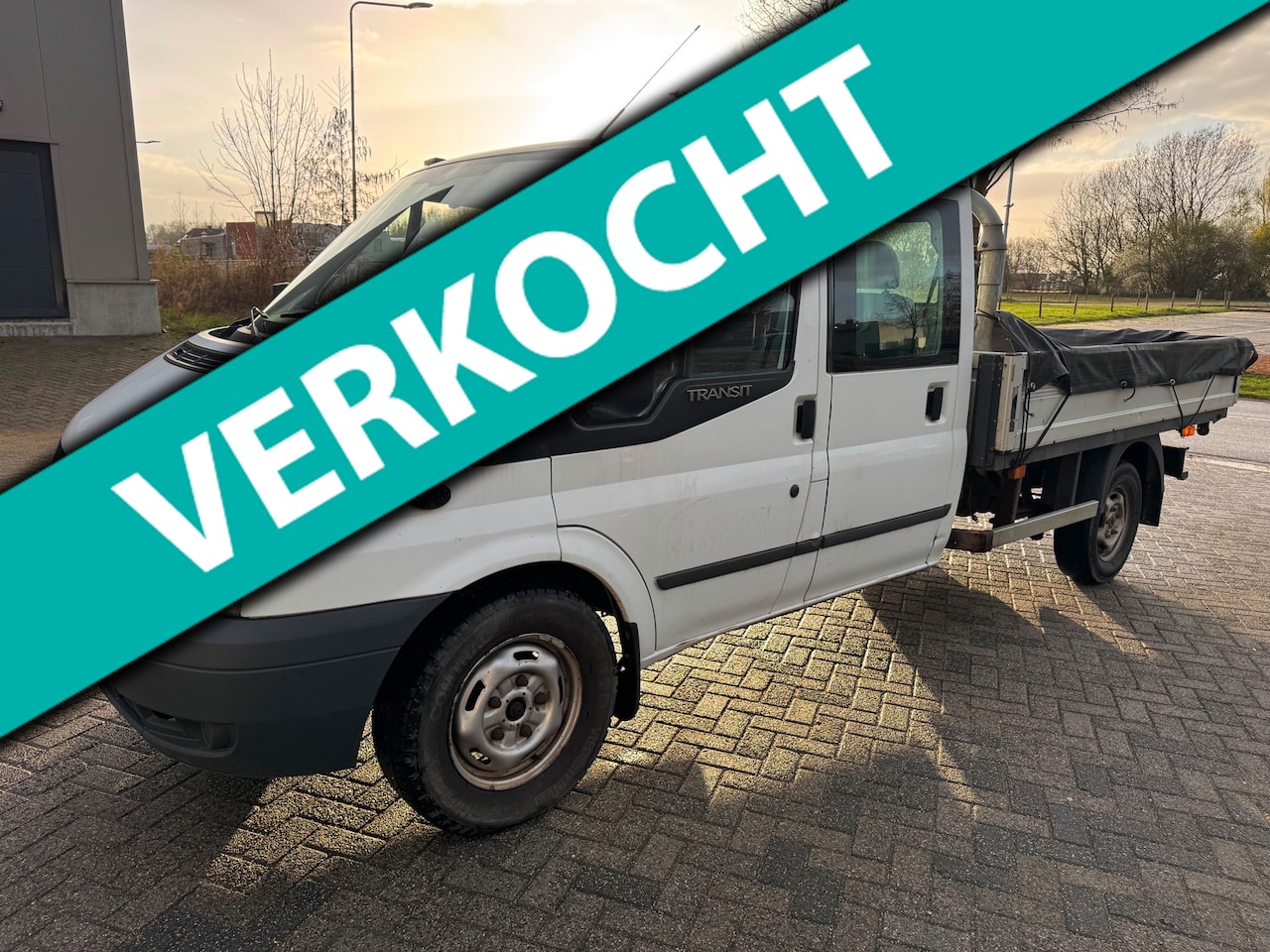 Ford Transit - 330L 2.4 TDCI DC Airco hydraulische Kraan - AutoWereld.nl