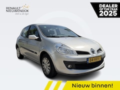 Renault Clio - 1.2 TCE 100 Dynamique S APK 05-27 / GEEN GARANTIE / VASTE PRIJS MEENEEMPRIJS