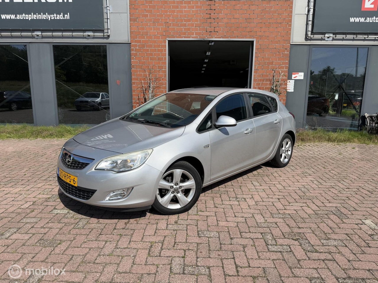 Opel Astra - 1.4 Turbo Edition 1.4 Turbo Edition - AutoWereld.nl