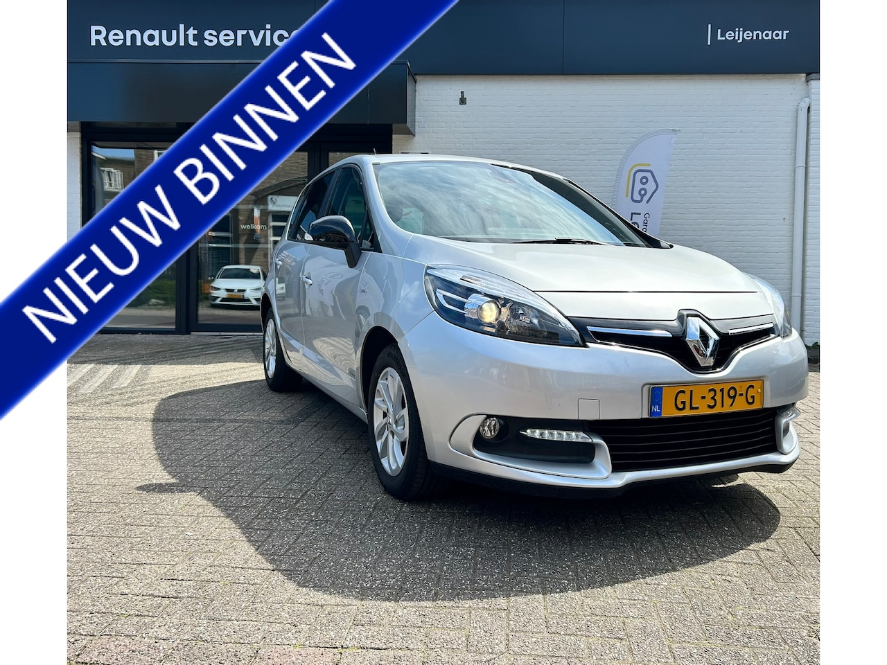 Renault Scénic - TCe 115 Limited | Trekhaak | Bluetooth | Regensensor | Automatische Airco | Navigatie - AutoWereld.nl