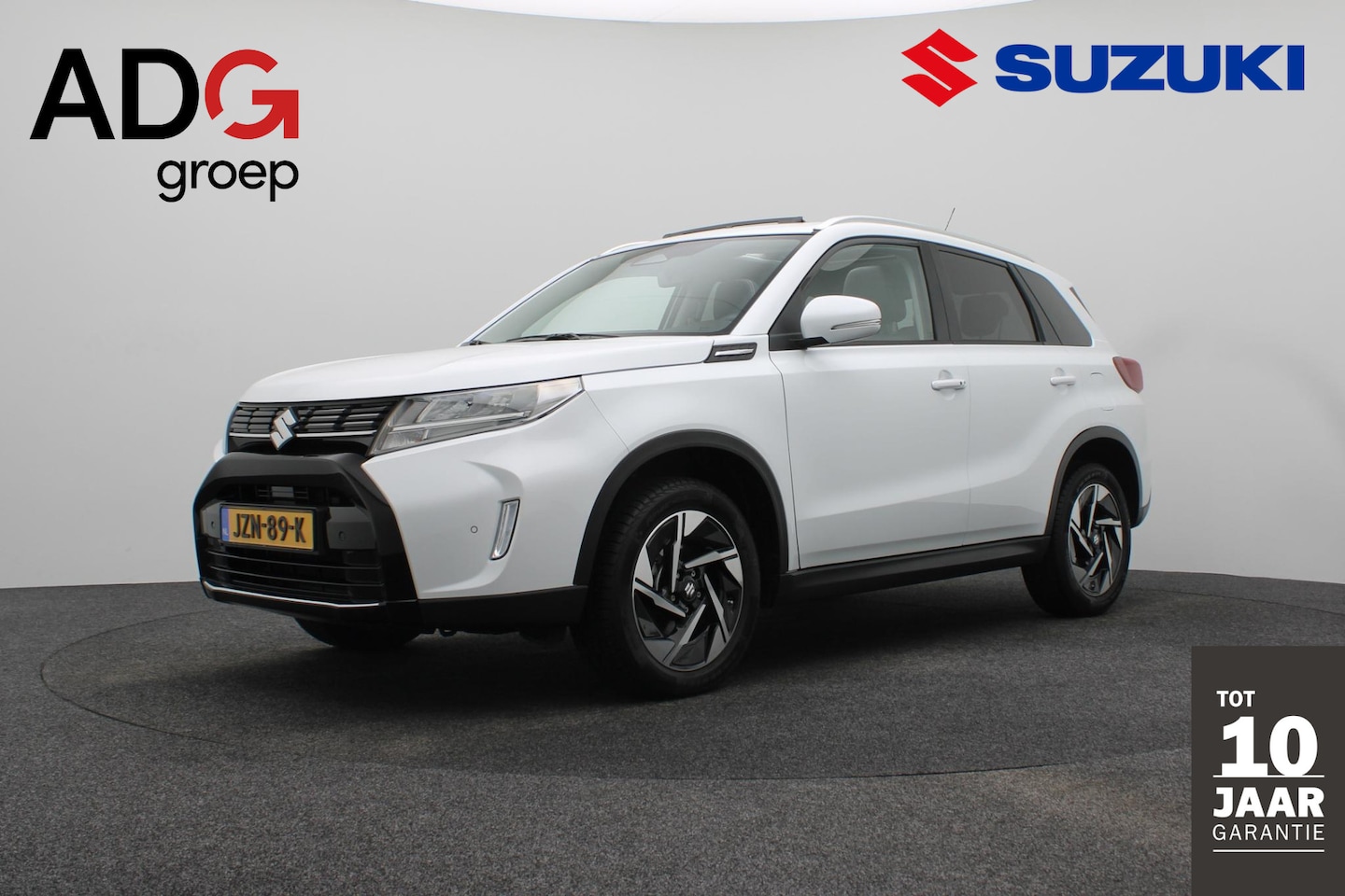 Suzuki Vitara - 1.5 Hybrid Style Automaat | Panoramadak | | Keyless | Stoelverwarming | Automaat | - AutoWereld.nl