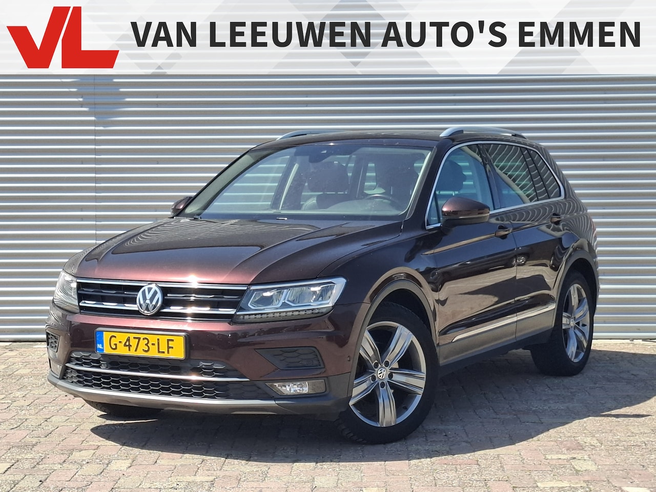 Volkswagen Tiguan - 1.5 TSI ACT Highline | Nieuw Binnen! | Camera | Stoelverwarming | Pano | Acc - AutoWereld.nl