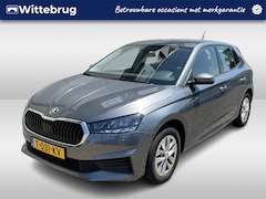 Skoda Fabia - 1.0 TSI Ambition / AUTOMAAT/ PARKEER SENSOREN/ CRUISE/ SMARTLINK/ LED/ NAVI/ DAB/ AIRCO/ 1