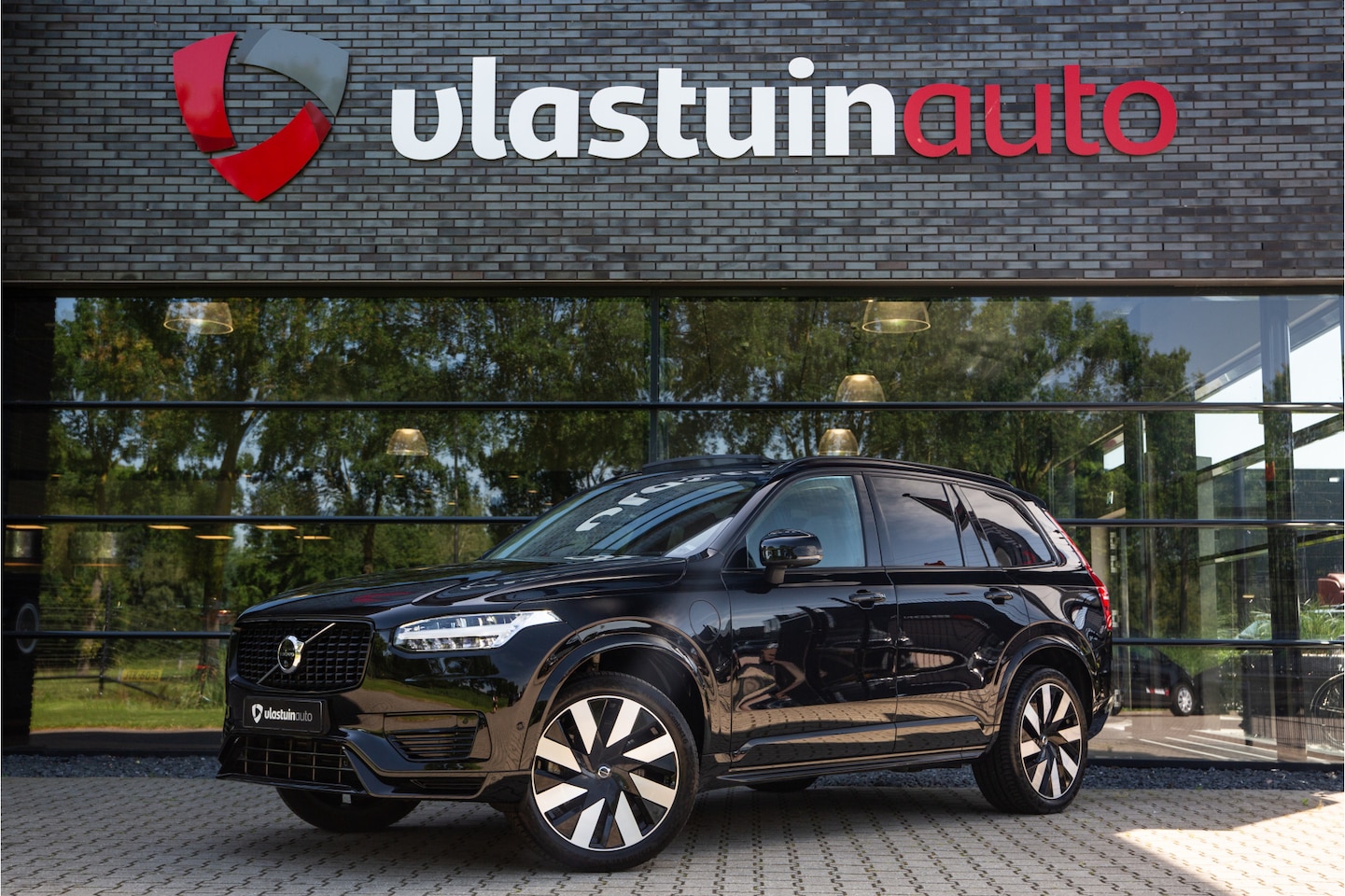 Volvo XC90 - 2.0 T8 Recharge AWD Plus Dark 7p. , Panoramadak, Adap. cruise, Trekhaak, - AutoWereld.nl