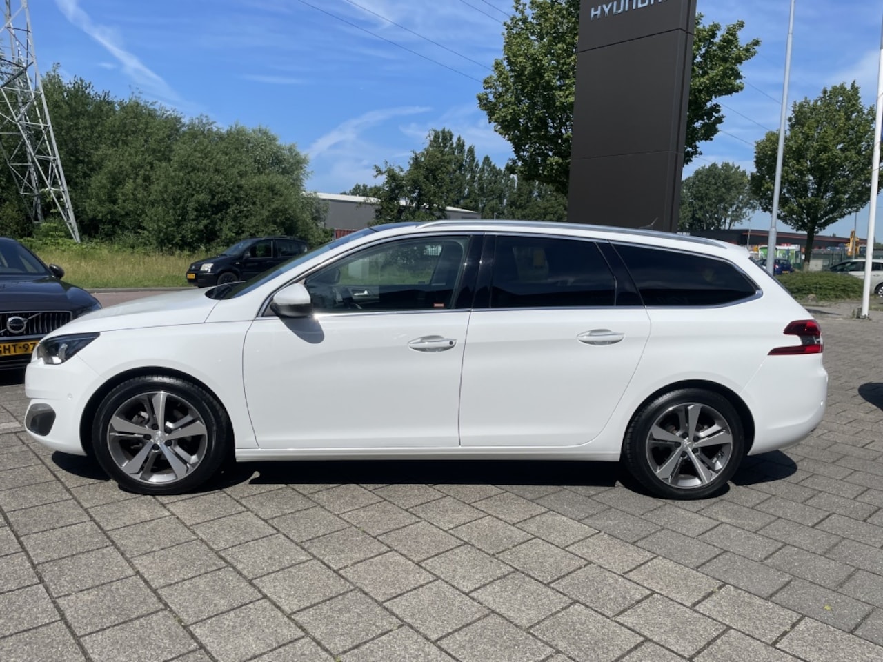 Peugeot 308 SW - 1.2 e-THP Première*RIJKLAARPRIJS*