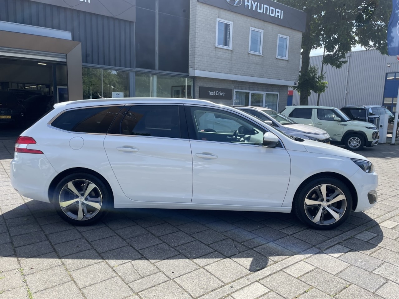 Peugeot 308 SW - 1.2 e-THP Première*RIJKLAARPRIJS*