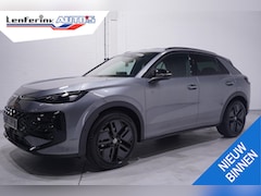 Volkswagen T-Roc - 1.5 eTsi R-Line First Edition IQ.light Apple Carplay Black style Stoel-/stuur verwarming 1