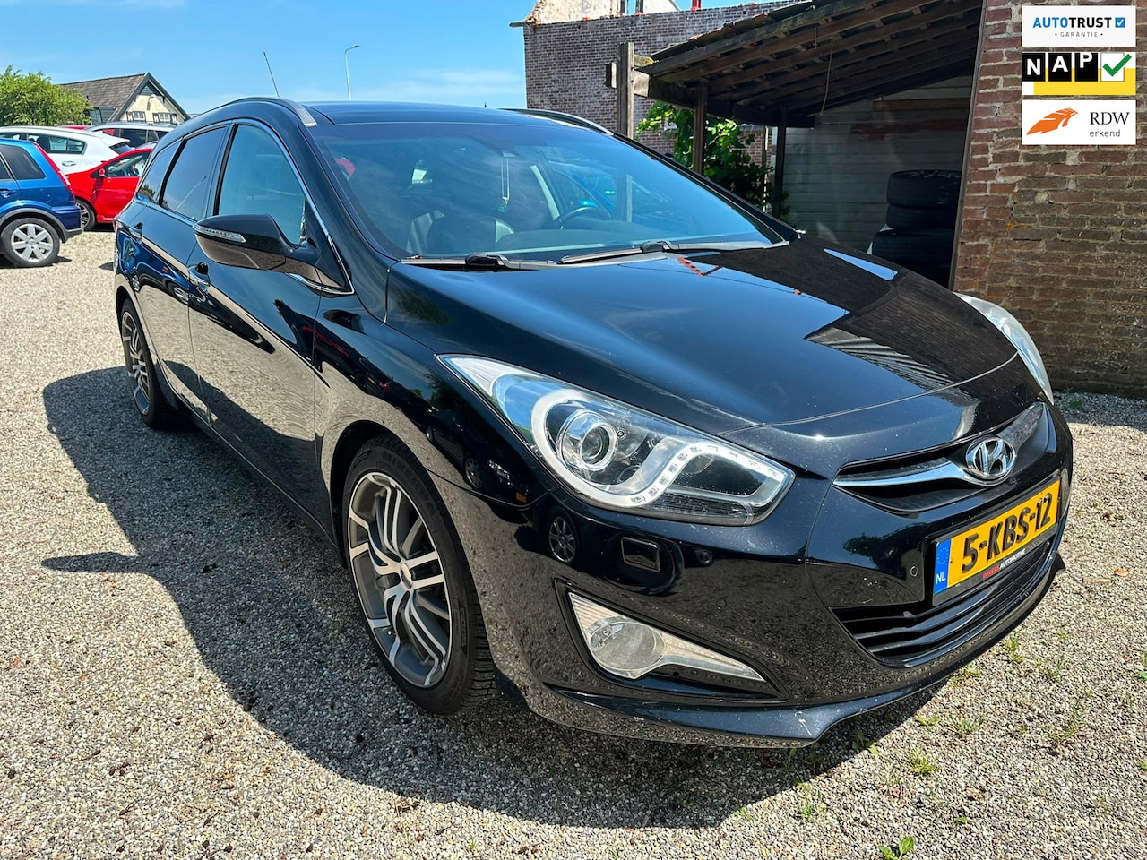 Hyundai i40 Wagon - 2.0 GDI i-Catcher BomVol Opties NieuweBanden Grote Beurt Gehad - AutoWereld.nl