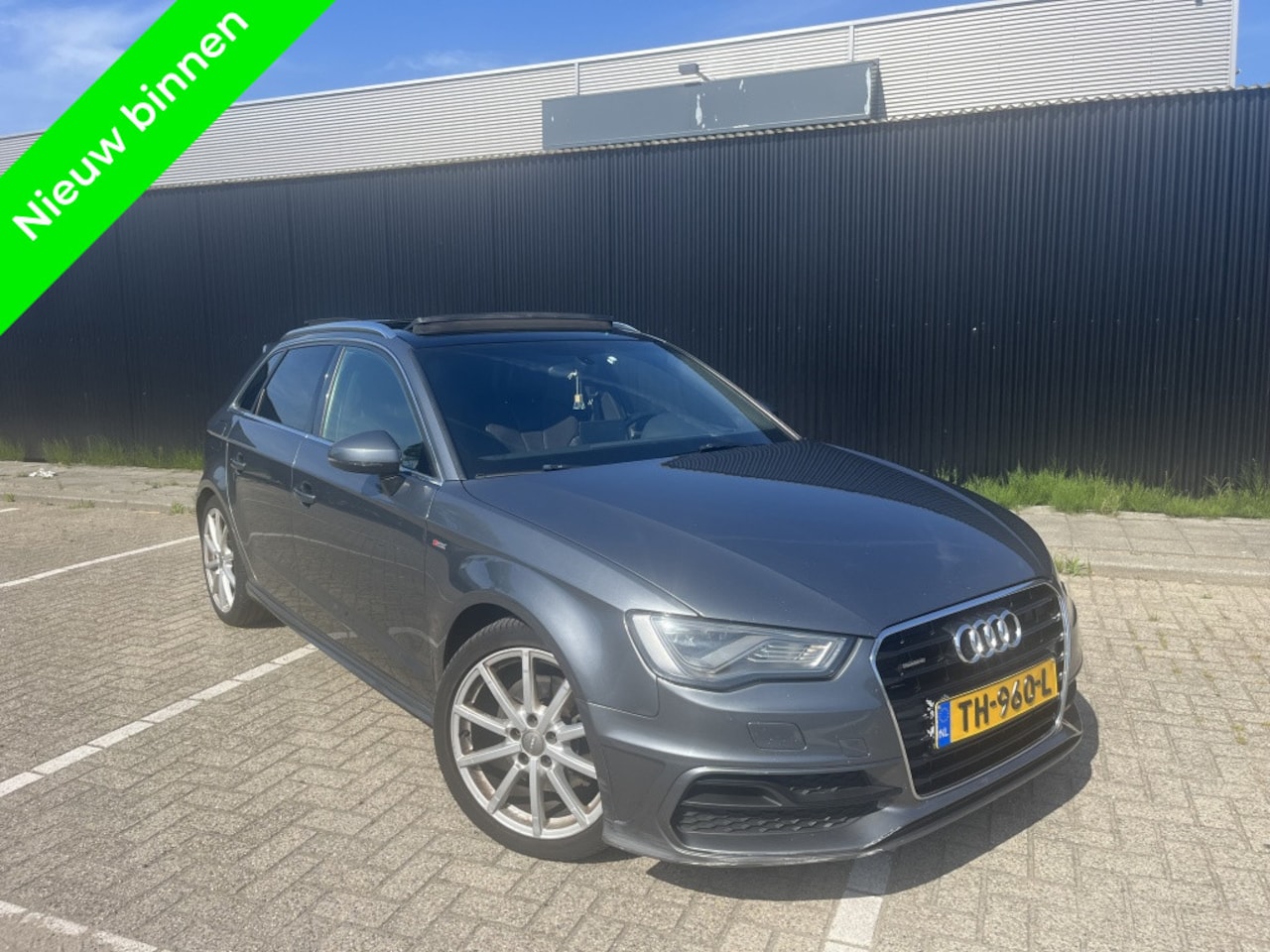 Audi A3 Sportback - 2.0 TDI Quattro S-Line Keyless Lane assist Pano - AutoWereld.nl