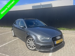 Audi A3 Sportback - 2.0 TDI Quattro Keyless Lane assist Panorama