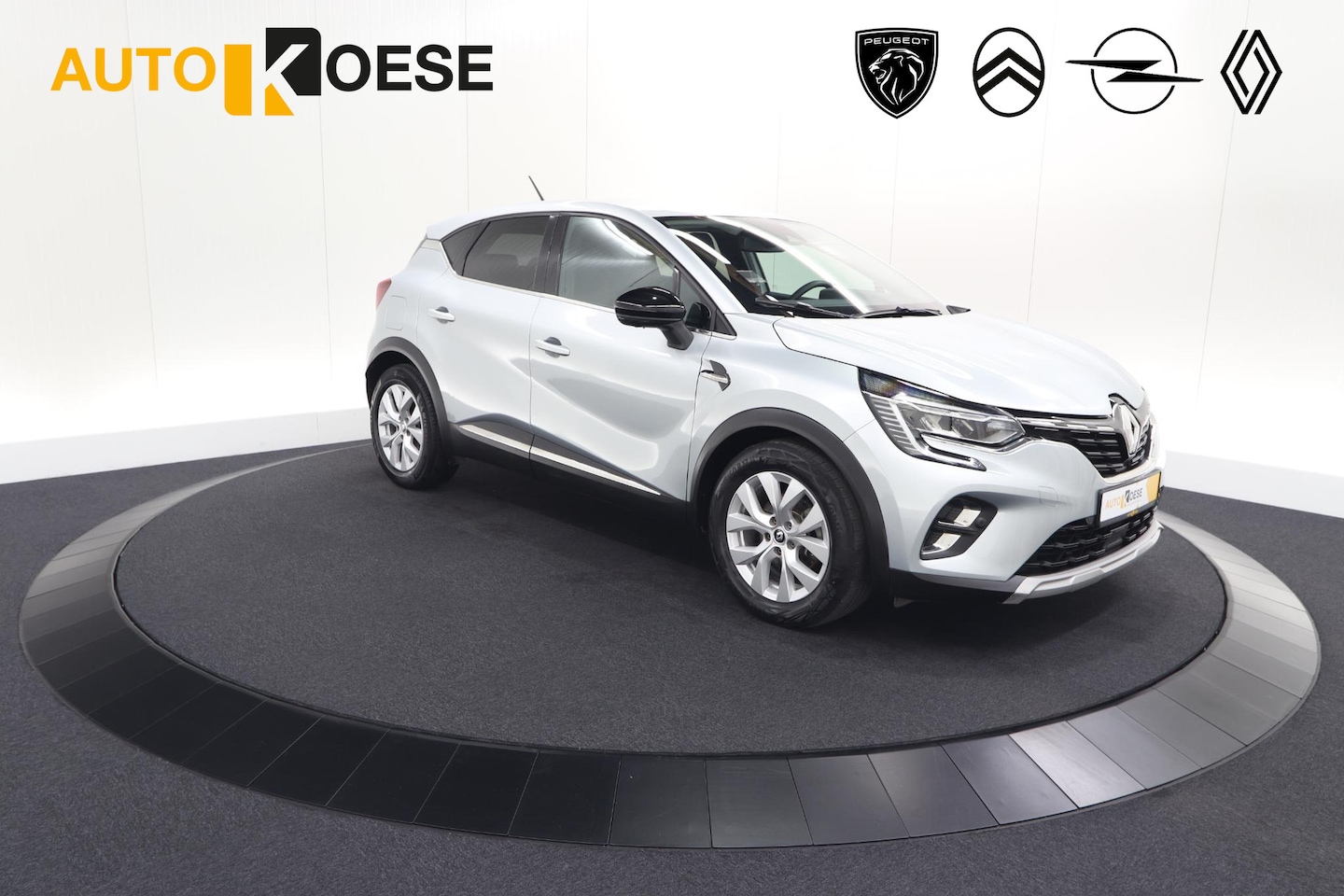 Renault Captur - 1.6 E-Tech full hybrid 145 techno | Camera | Parkeersensoren | Climate control | Keyless - AutoWereld.nl