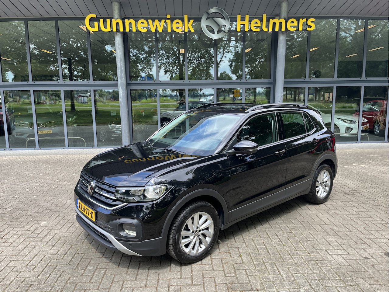 Volkswagen T-Cross - 1.0 TSI Life | AUTOMAAT | ACC | CAMERA | CARPLAY | CLIMA | PDC V&A | STOELVERW. | VIRTUAL - AutoWereld.nl