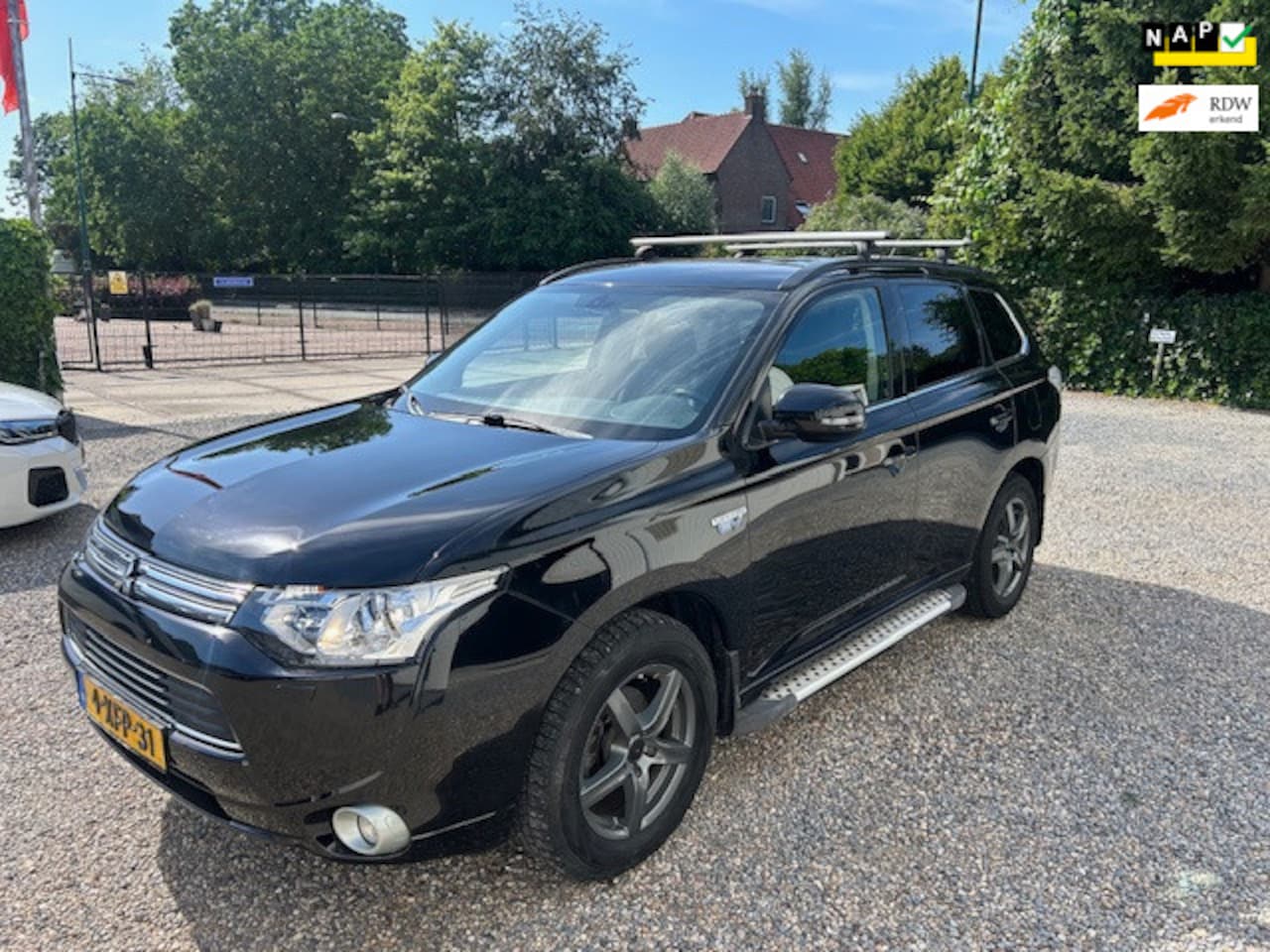 Mitsubishi Outlander - 2.0 PHEV Business Edition 2.0 PHEV Business Edition - AutoWereld.nl