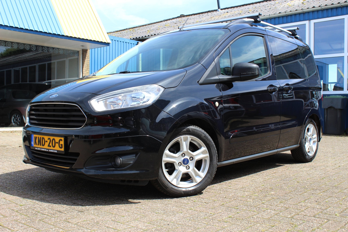 Ford Tourneo Courier - 1.0i "Titanium" Clima - Cruise !!! 100 Pk - AutoWereld.nl
