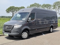 Mercedes-Benz Sprinter - 317 1.9 CDI L4H2 RWD L4H2 XXL Automaat PDC Mbux Navi Camera 3 Zits MF Stuur Cruise Control