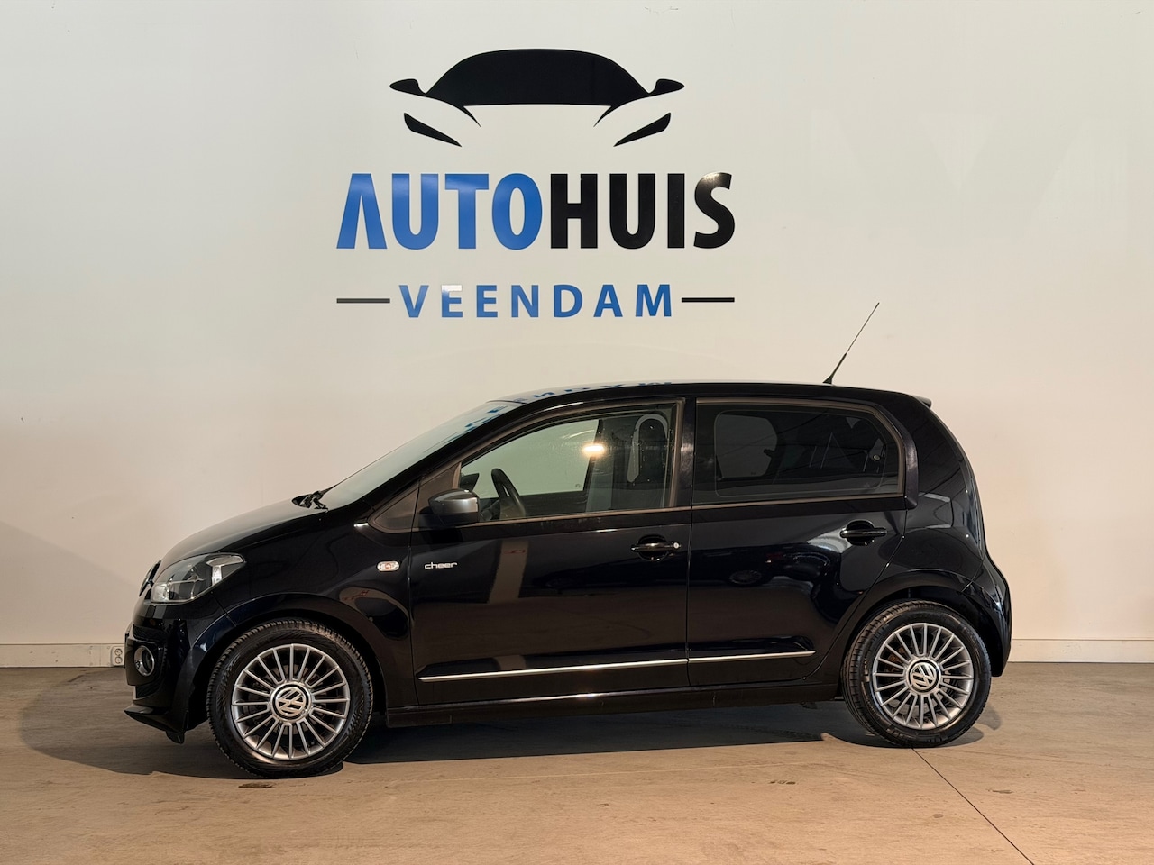 Volkswagen Up! - 1.0 cheer up! BlueMotion 1.0 cheer up! BlueMotion - AutoWereld.nl