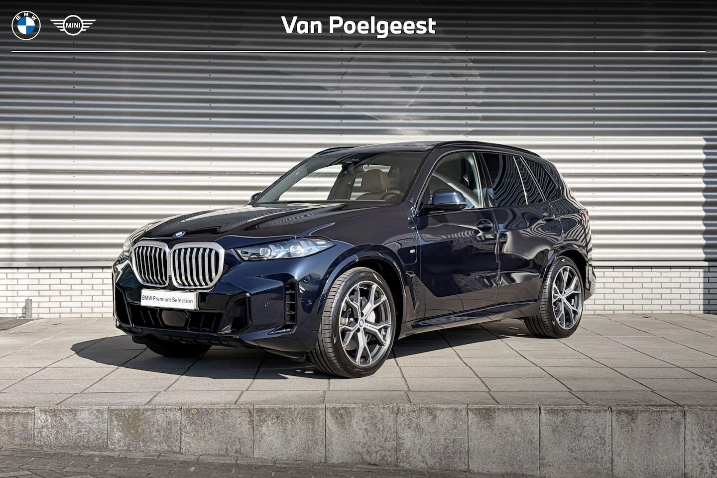 BMW X5 - xDrive50e M Sport | Panoramadak | Trekhaak - AutoWereld.nl