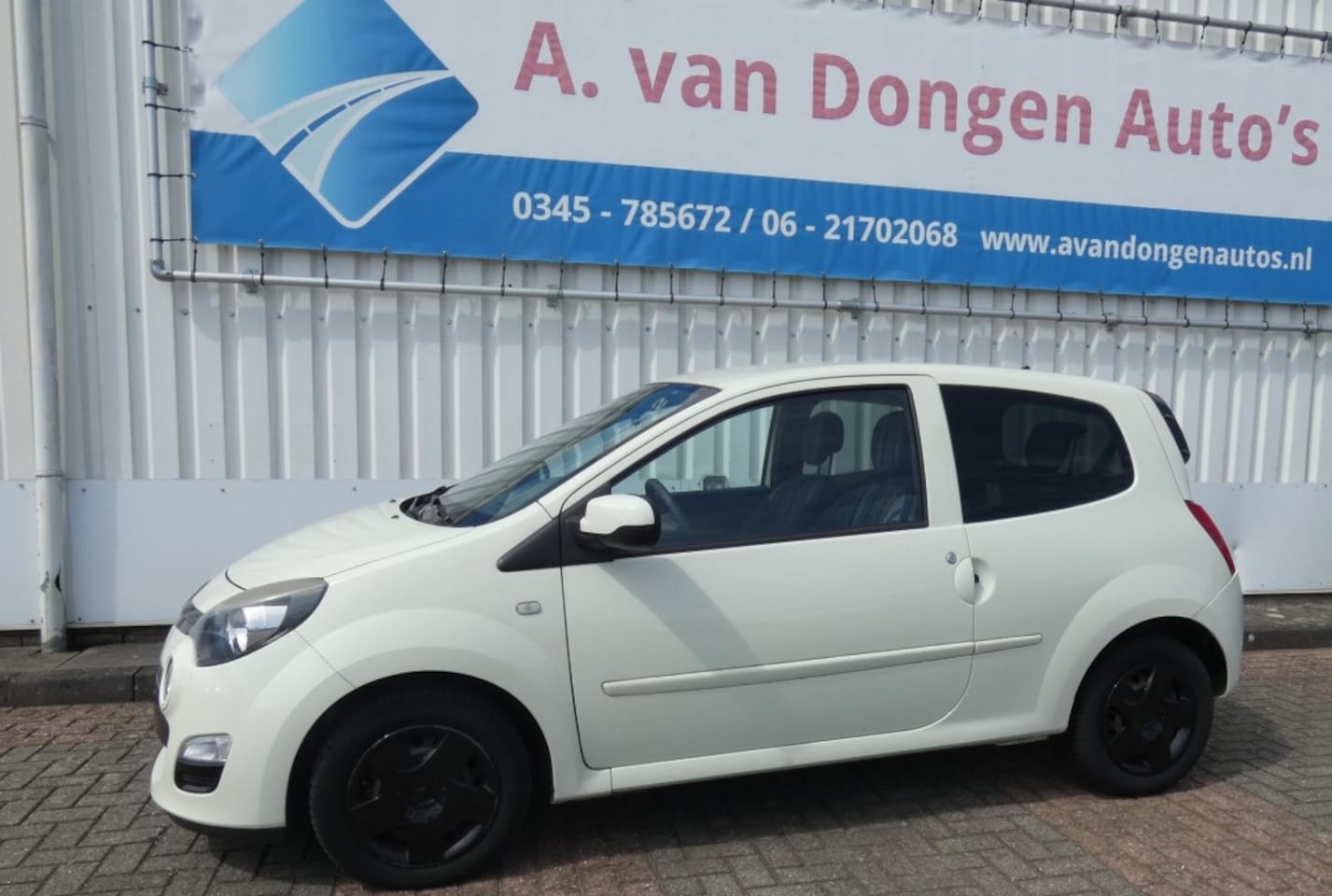 Renault Twingo - 1.2-16V Collection 1.2 16V COLLECTION,Airco,Cruise,Bltooth,APK 22-6-27 - AutoWereld.nl