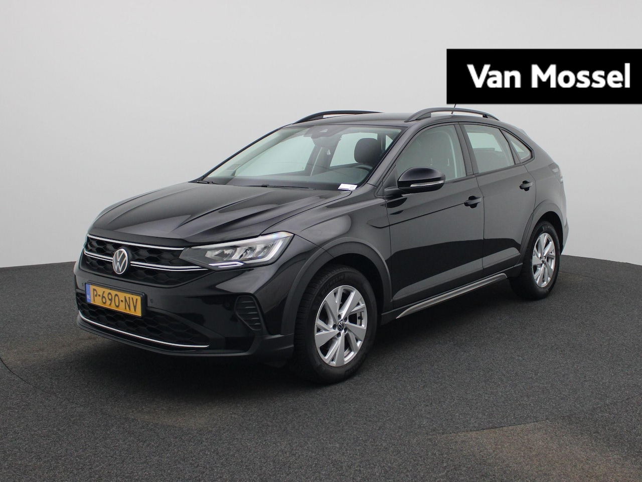 Volkswagen Taigo - 1.0 TSI Life | 95 PK | Parkeersensoren | Digital Cockpit | Navigatie | Carplay / Android A - AutoWereld.nl