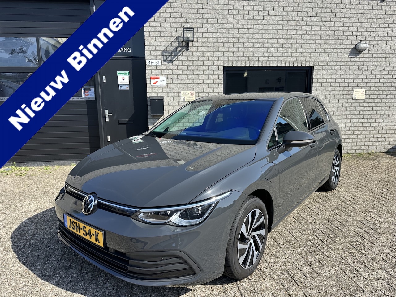 Volkswagen Golf - 1.4 eHybrid Style *NAVI*CAR-PLAY*ELEK STOEL* - AutoWereld.nl
