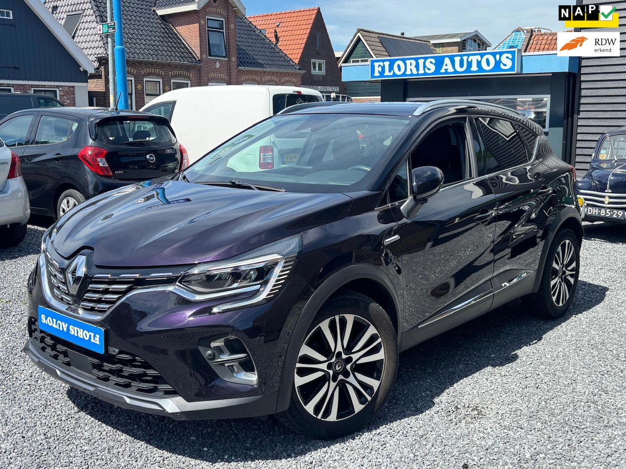 Renault Captur - 1.3 TCe 130 Initiale Paris |Leder|Trekhaak|Adap. Cruise|Carplay|Rijklaar!| - AutoWereld.nl