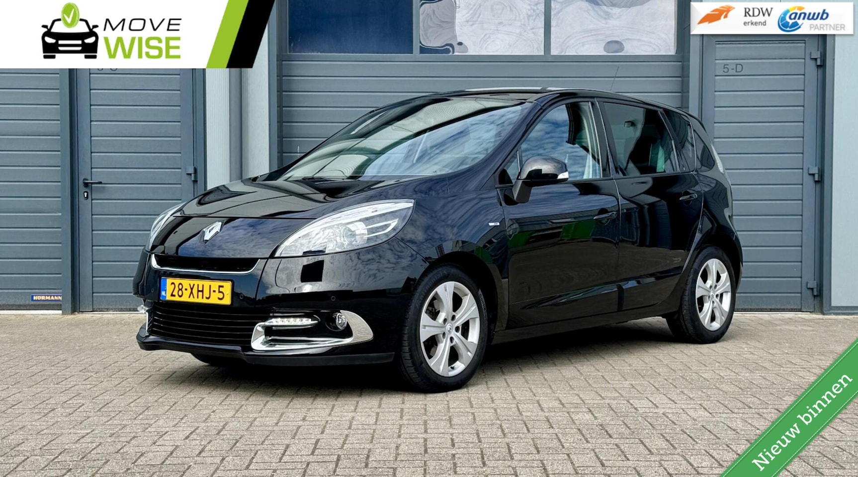 Renault Scénic - 1.4 TCe 131pk Bose | LAGE KM NAP ! | 1e Eigenaar | Trekhaak | Camera | Cruise | Airco | - AutoWereld.nl