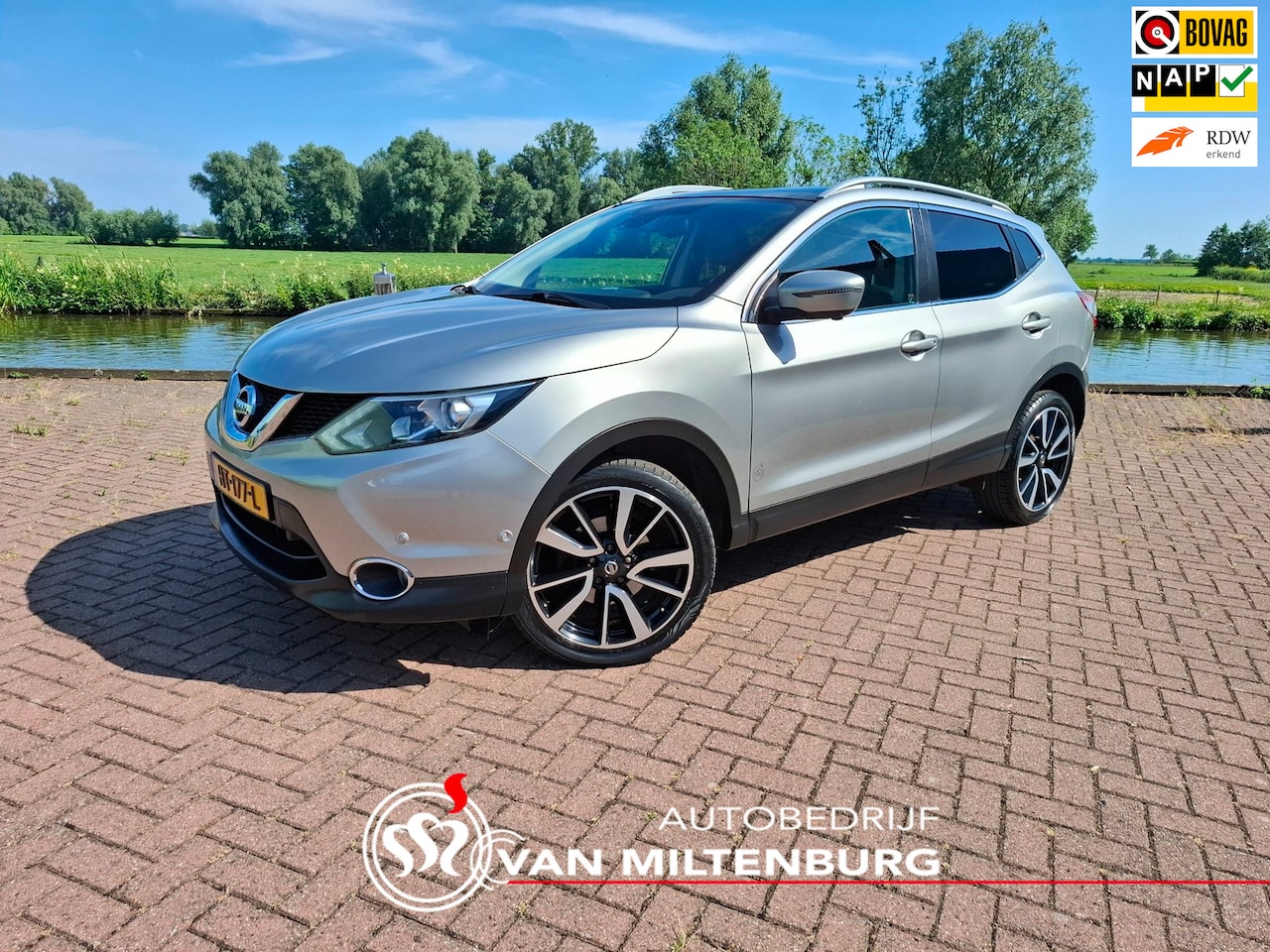 Nissan Qashqai - 1.2 Tekna 19" Clima Panodak Cruise 360° Camera Trekhaak - AutoWereld.nl