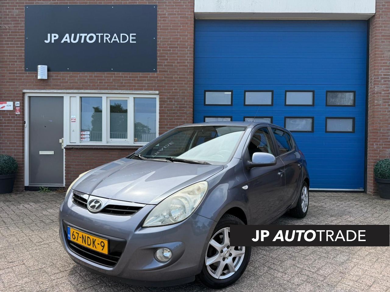 Hyundai i20 - 1.2i DynamicVersion | NAP | Airco | PDC | Trekhaak - AutoWereld.nl