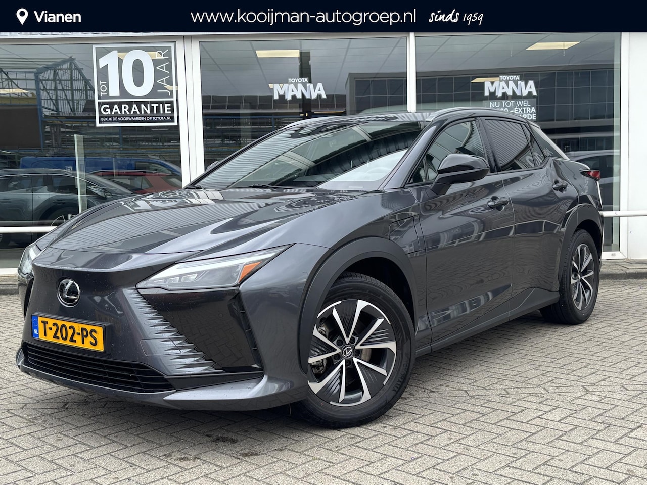 Lexus RZ - 450e Executive Line 71 kWh 1e eigenaar, BTW, Zeer luxe en veel rijcomfort - AutoWereld.nl