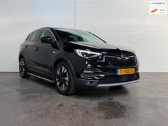 Opel Grandland X - 1.2 Turbo Innovation Apple CarPlay / Leer/ Geventileerde stoelen / Trekhaak / Keyless