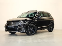 Volkswagen Tiguan - 2.0 TSI R-line Leer Pano Trekhaak 4motion