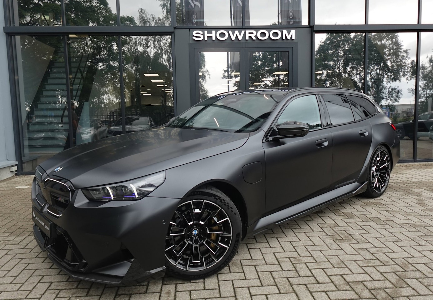 BMW 5-serie Touring - M5 PANO CARBON KEYLESS LASER HUD VOL - AutoWereld.nl