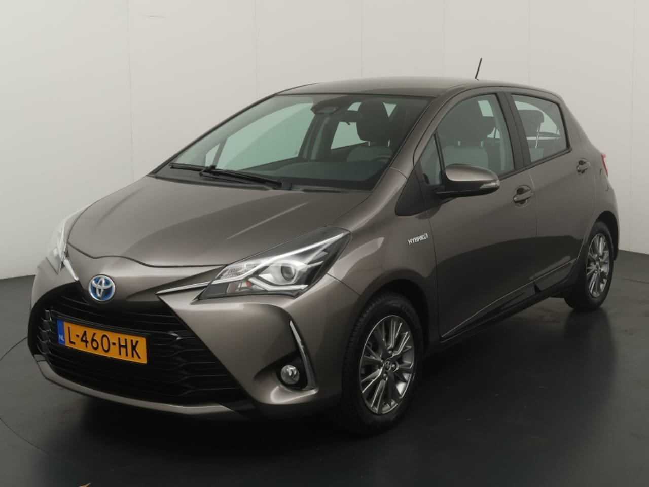 Toyota Yaris - 1.5 Hyb. Design - AutoWereld.nl