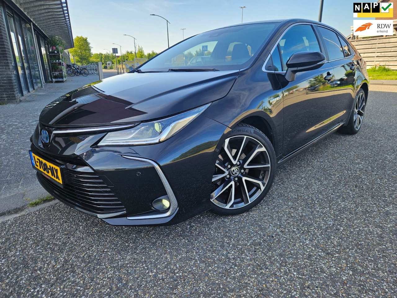 Toyota Corolla - 1.8 Hybrid Executive GARANTIE - AutoWereld.nl