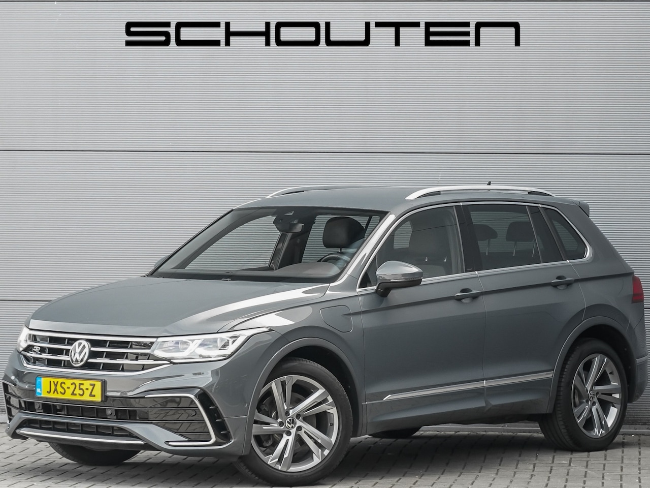 Volkswagen Tiguan - 1.4 TSI eHybrid R-Line Business+ ACC Elek Trekhaak Stuur & Stoelverw - AutoWereld.nl