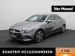 Mercedes-Benz A-klasse - 250 e | Navigatie | Camera | LED Koplampen | Half Lederen Bekleding | Privacy Glass | Lich