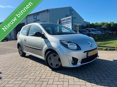 Renault Twingo - 1.2-16V Authentique Airco Elektr Ramen