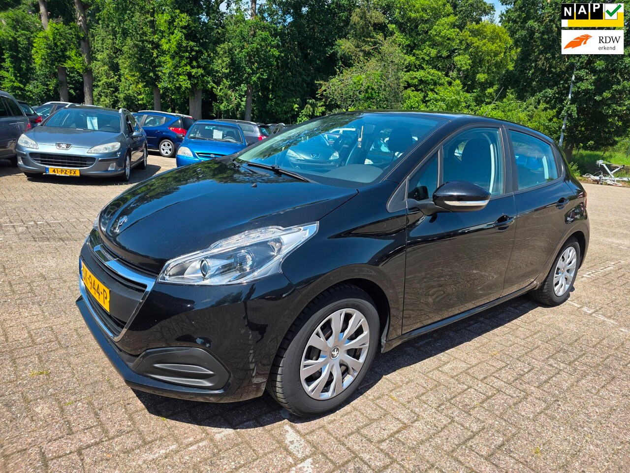 Peugeot 208 - 1.2 PureTech Active AIRCO/cruise - AutoWereld.nl