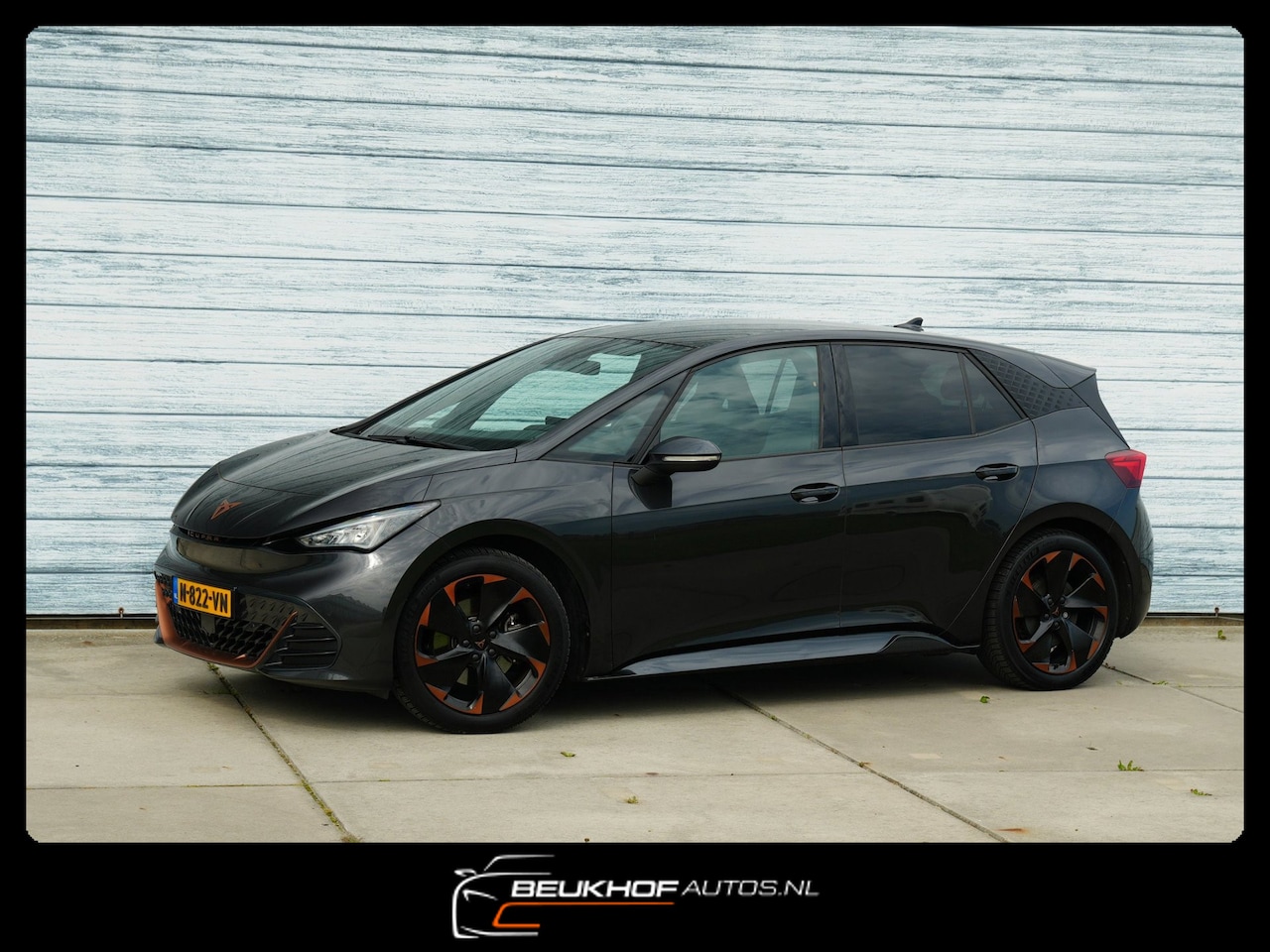 CUPRA Born - Performance One Camera Stoelverwarming Soh 93.1% - AutoWereld.nl