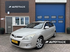 Hyundai i30 CW - 1.6i Dynamic | NAP | Airco | Trekhaak | Cruise