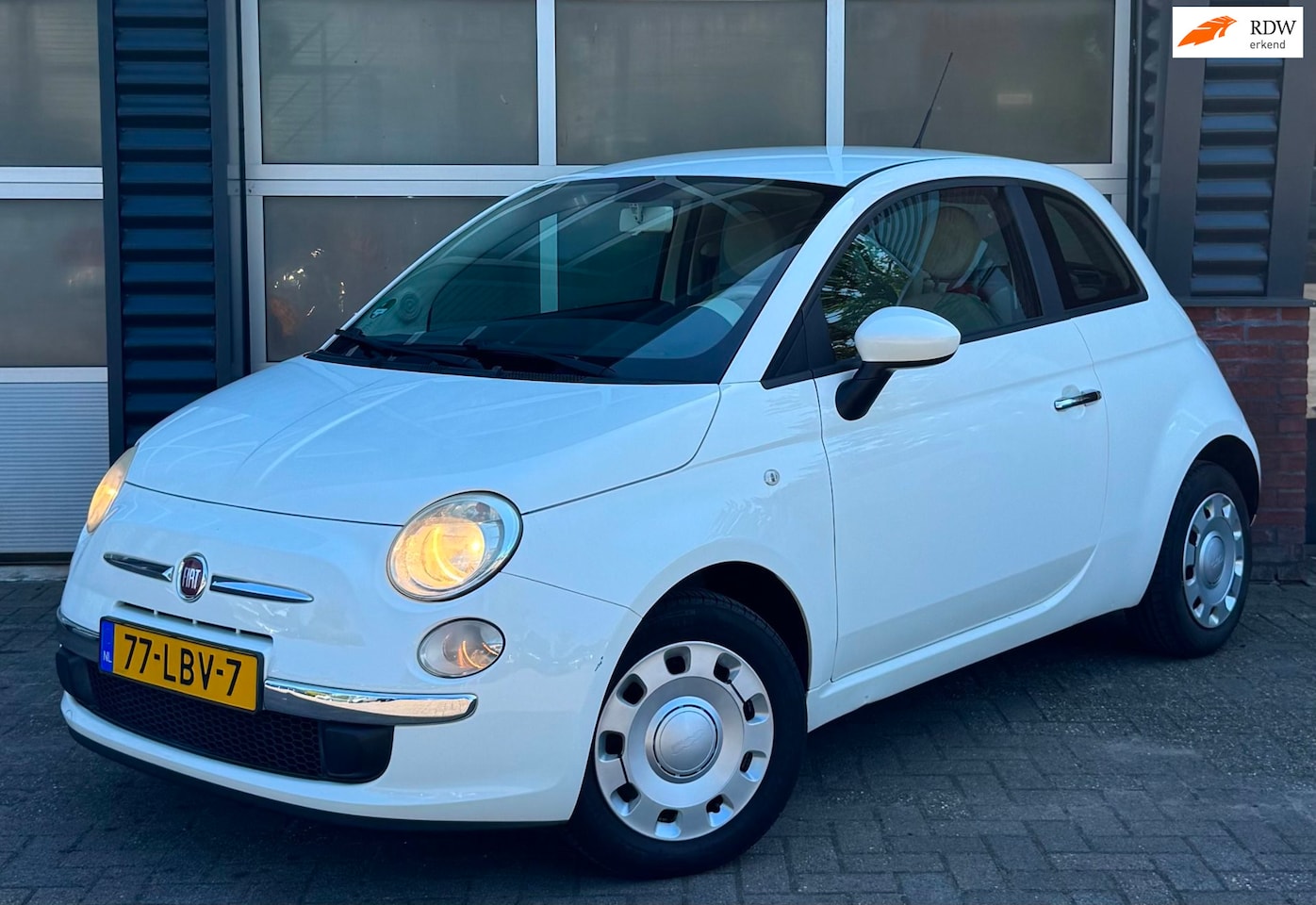 Fiat 500 - 1.2 Pop Automaat | Airco | 3-deurs | APK t/m 28-06-2027 - AutoWereld.nl