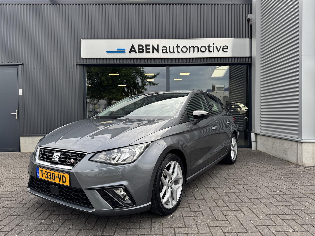 SEAT Ibiza - 1.0 TSI FR 1.0 TSI 95PK FR 5-deurs (ACC|17" LMV|NAVI|CLIMA|STOELVERW.) - AutoWereld.nl
