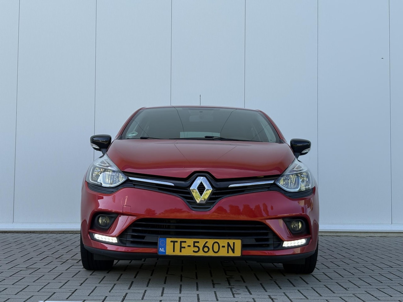 Renault Clio - 0.9 TCe Limited | FOCAL AUDIO | KEYLESS |  DAB+ | AIRCO | NAVI |