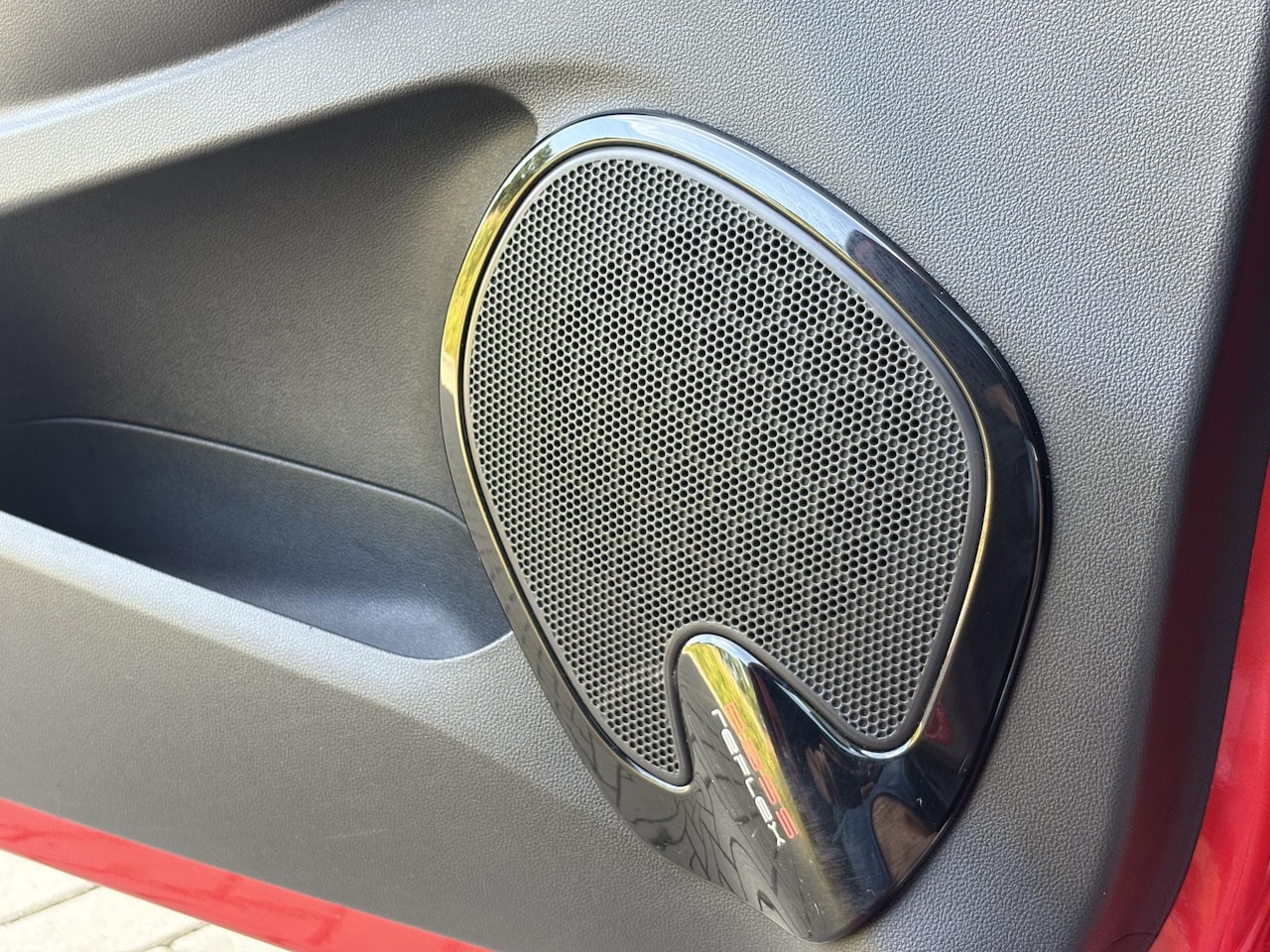 Renault Clio - 0.9 TCe Limited | FOCAL AUDIO | KEYLESS |  DAB+ | AIRCO | NAVI |